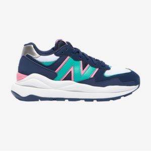 SALE🌟Brand New With Box New Balance 5740 GradeSchool Sneakers🌟